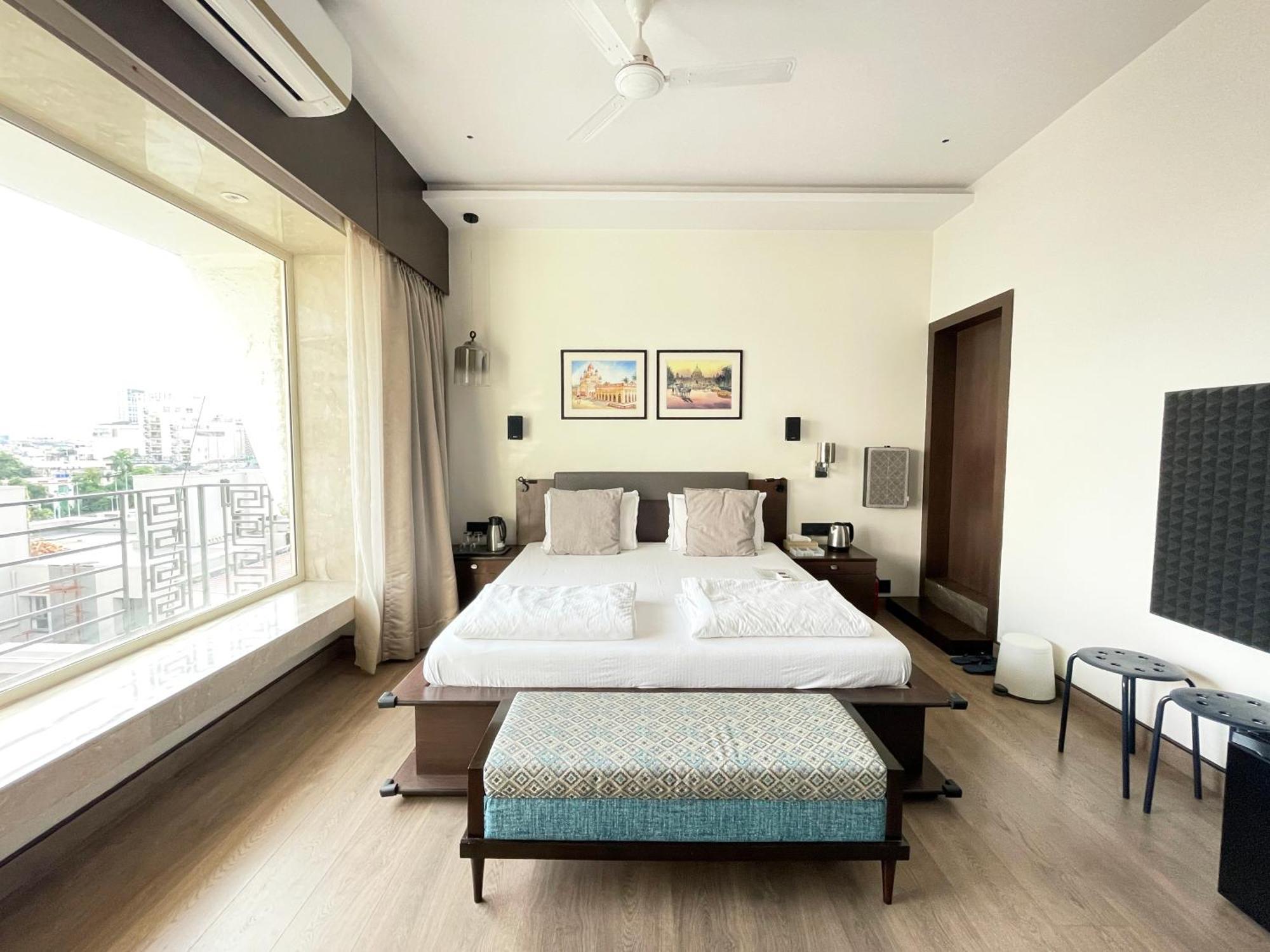 Central Bed & Breakfast Kalkutta Exterior foto